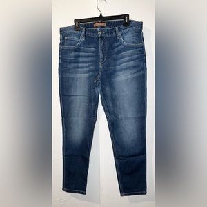 Joe’s Jeans “Valencia” Slim Ankle